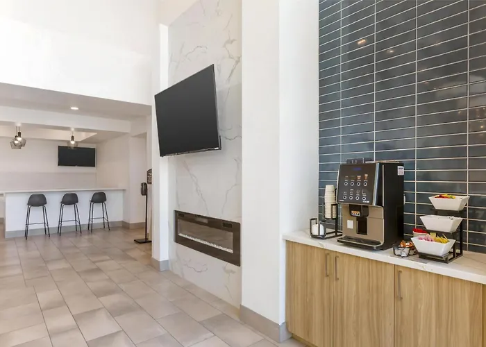Western Inn&suites Hotel