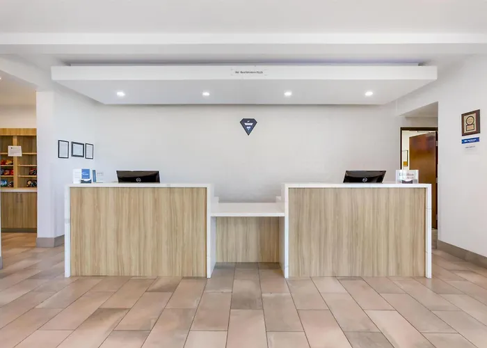 Western Inn&suites Hotel 2*