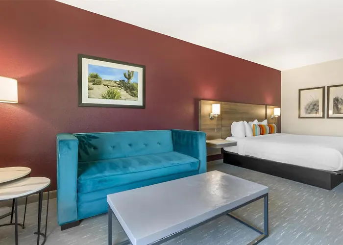 Western Inn&suites